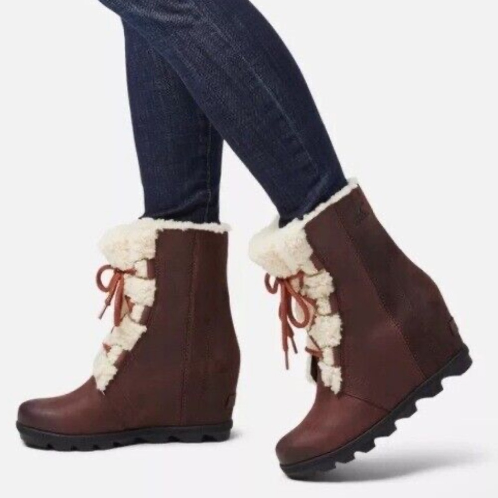 New in Box Sorel Joan of the Arctic Wedge II in cattail